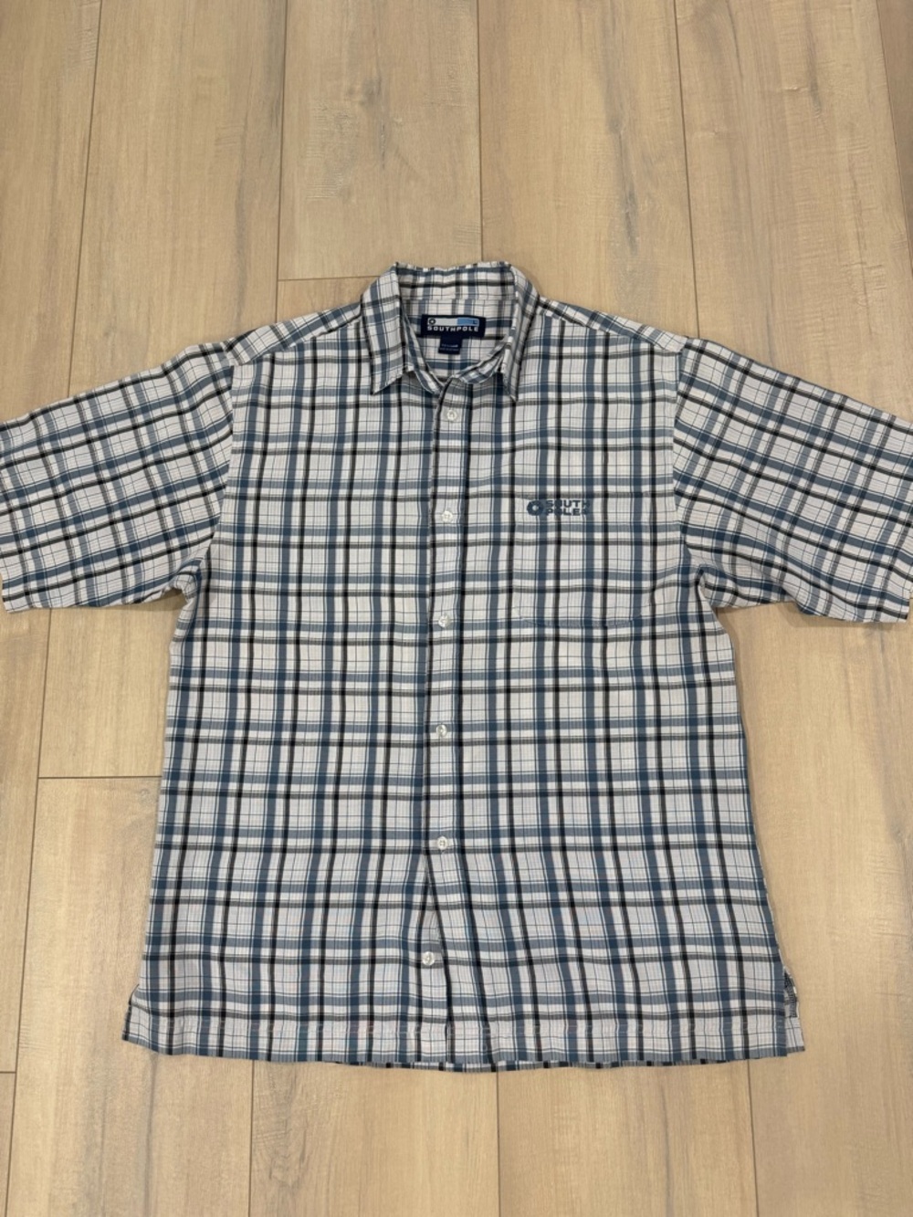 South Pole Men's Blue & White Plaid Short-Sleeve Button-Down Shirt